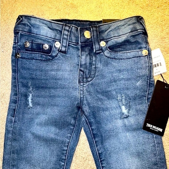 Kids TRUE RELIGION GENO RELAX SLIM DISTRESSED STRETCH JEANS SIZE 4 - Picture 2 of 7